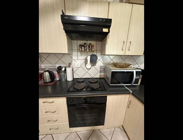 1 BEDROOM TOWNHOUSE FOR SALE IN WATERVAL EAST